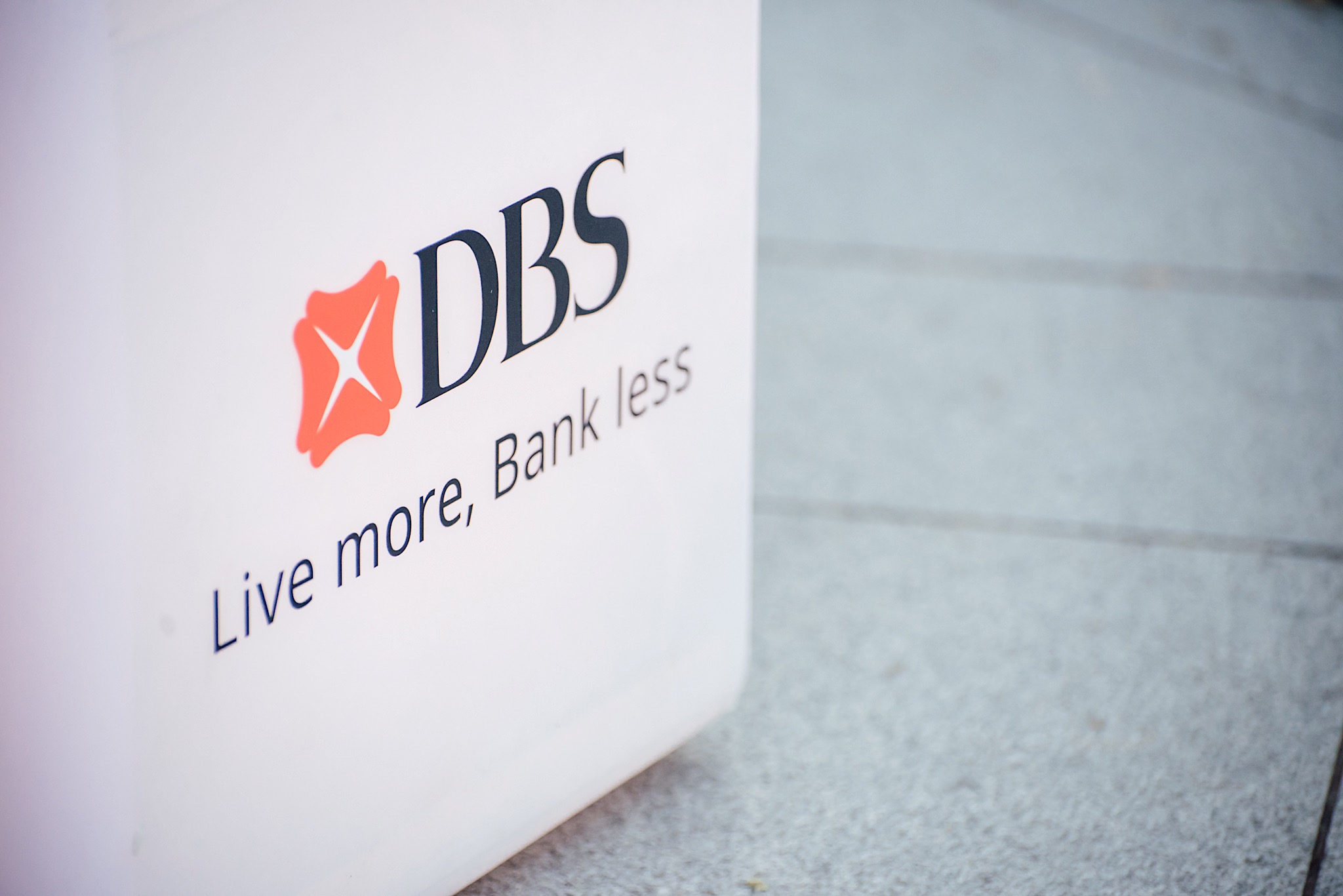 DBS банк. Банк DBS лого. ДБС банк Дэвис. Banking stamp DBS Singapore.